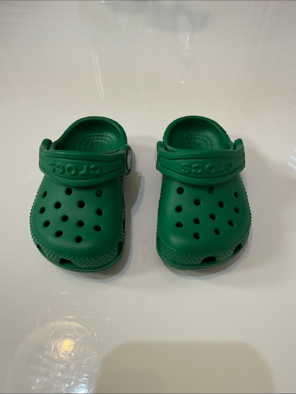 CROCS Kids Green Vented Clogs with Heel Strap